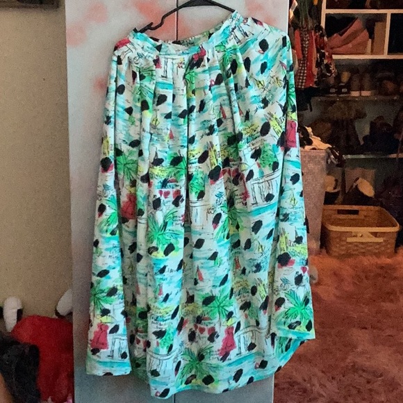 Vintage floor length flowing skirt. Pleated top. Two layers satin like. - Picture 1 of 3